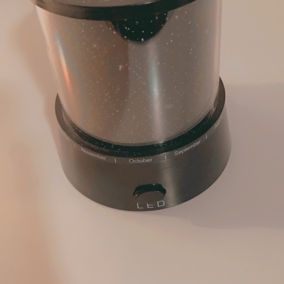 LED Star Lights Projector - Picture 3 of 4